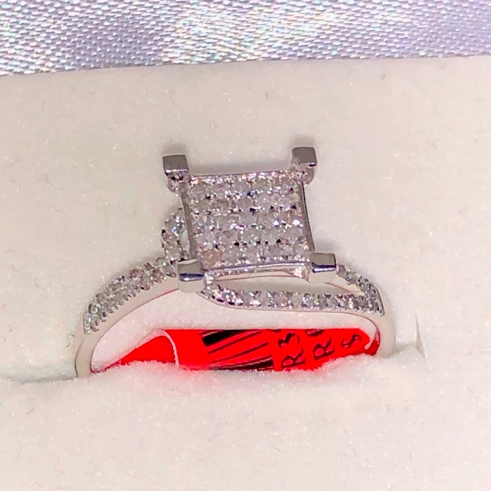 Real diamond designer head turner ring NOT CZ SALE